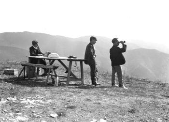 Grup d’excursionistes al Montseny, c.1912. Fons i autoria: Frederic Juandó Alegret. (CAT AGDB R. 53880)