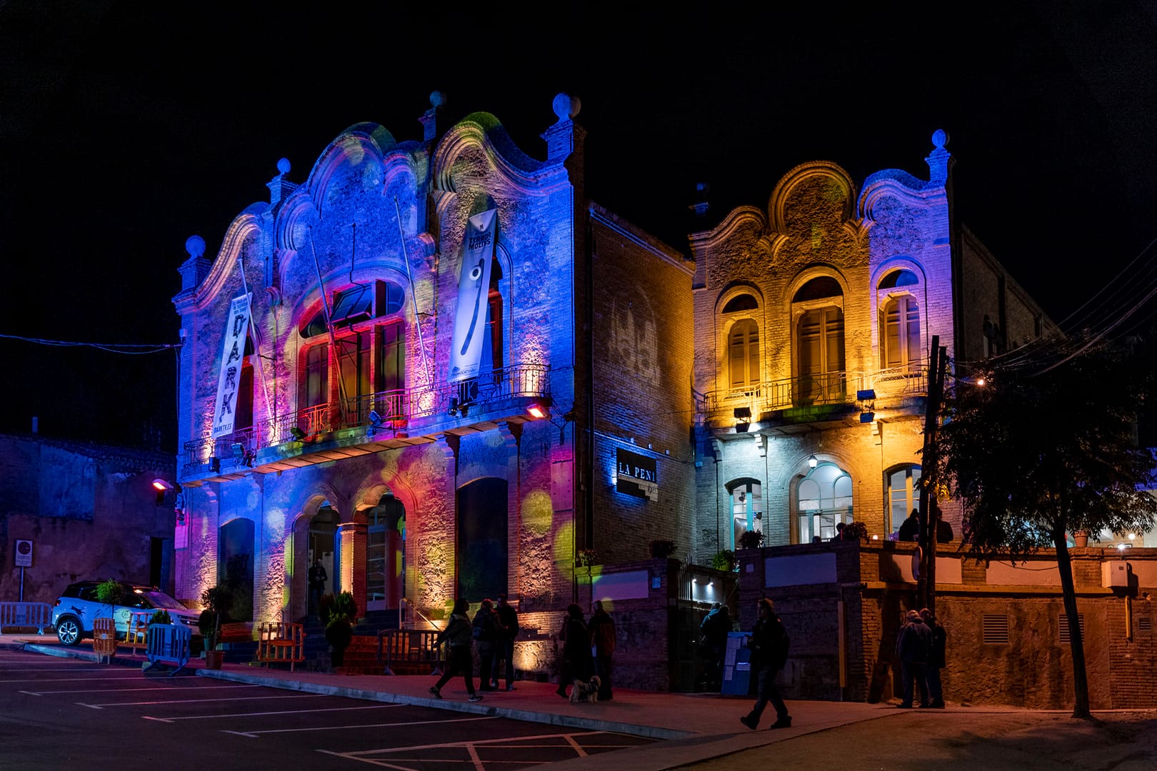 Façana del Teatre La Peni